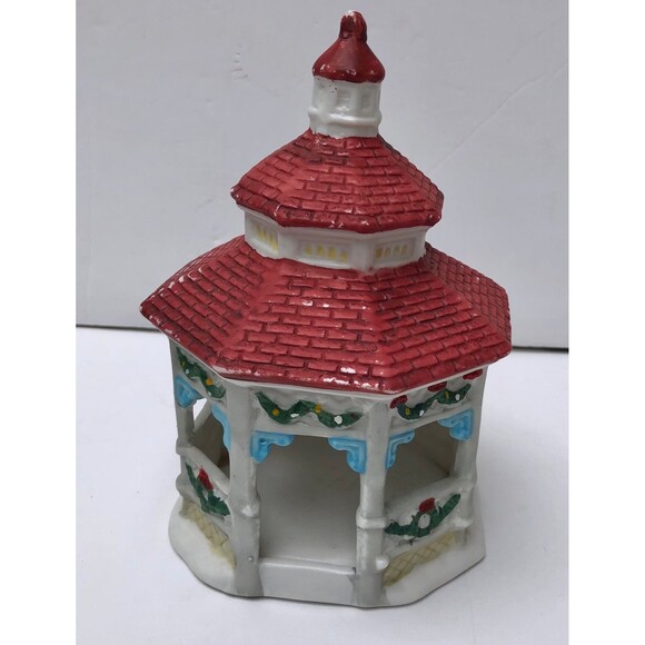 DICKENS COLLECTABLES PORCELAIN "GAZEBO" HAND-PAINTED 7" - Picture 2 of 8